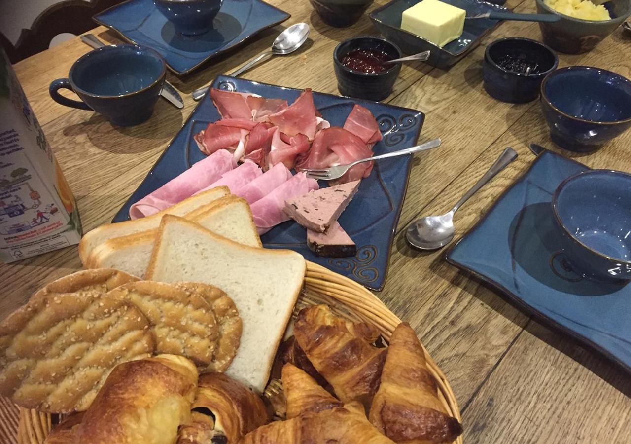 Auberge Le Canard Qui Rit Plélauff Εξωτερικό φωτογραφία