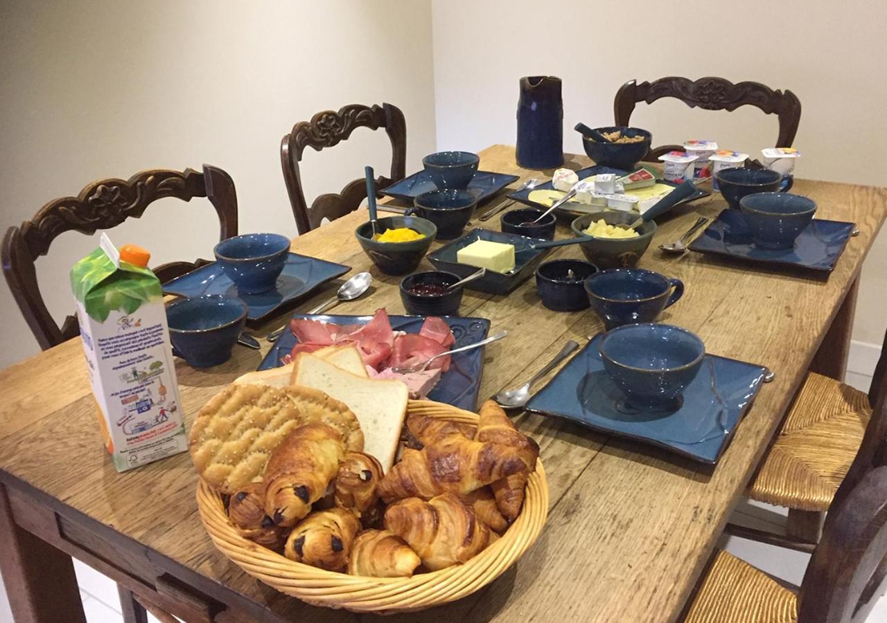Auberge Le Canard Qui Rit Plélauff Εξωτερικό φωτογραφία