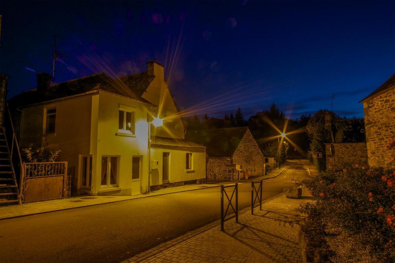 Auberge Le Canard Qui Rit Plélauff Εξωτερικό φωτογραφία